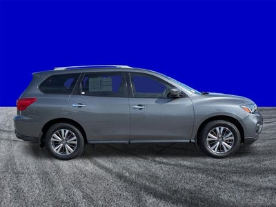 2020 Nissan Pathfinder S