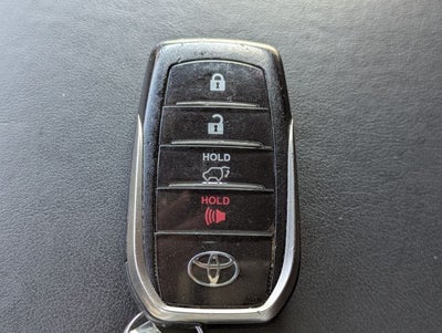 2020 Toyota Land Cruiser Base
