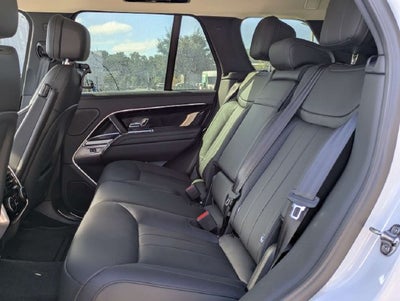 2025 Land Rover Range Rover SE