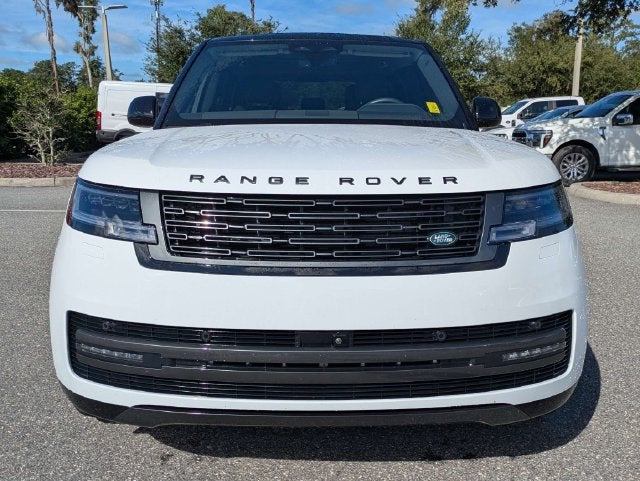 2025 Land Rover Range Rover SE