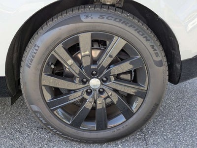 2025 Land Rover Range Rover SE