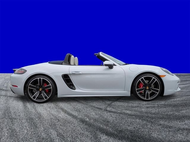 2024 Porsche 718 Boxster S