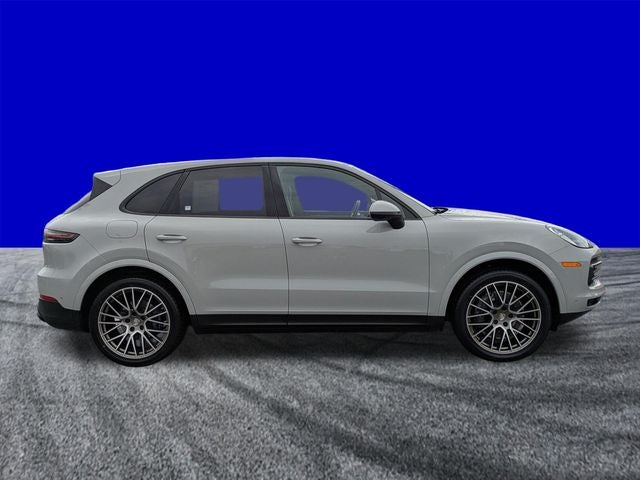 2022 Porsche Cayenne Base
