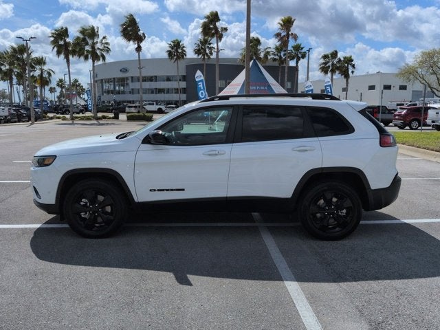 2023 Jeep Cherokee Altitude Lux
