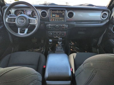 2023 Jeep Gladiator Overland