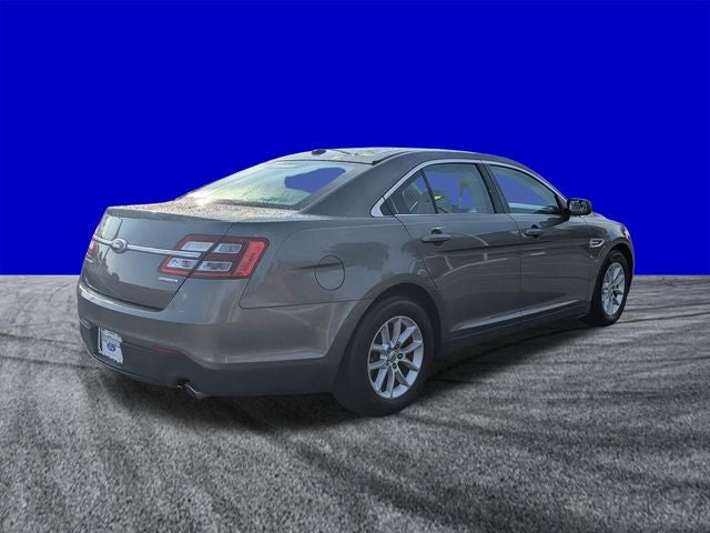 2014 Ford Taurus SE