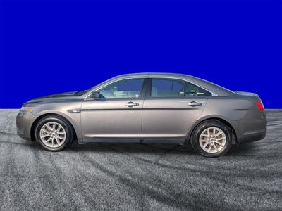 2014 Ford Taurus SE