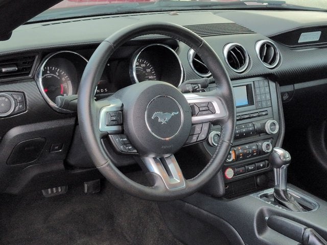 2015 Ford Mustang V6