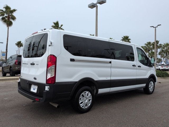 2023 Ford Transit Passenger Wagon XLT