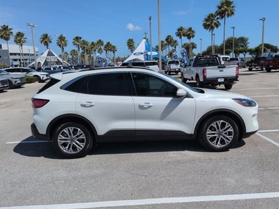 2022 Ford Escape SEL