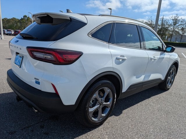2025 Ford Escape Hybrid ST-Line