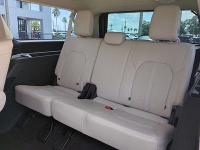 2023 Ford Expedition Max Platinum