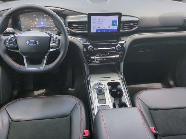 2024 Ford Explorer ST-Line