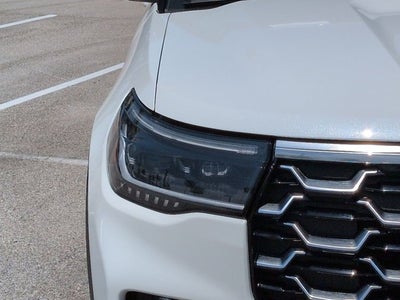 2025 Ford Explorer Platinum