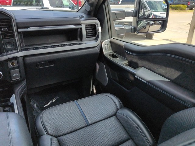 2025 Ford Super Duty F-250 SRW Platinum