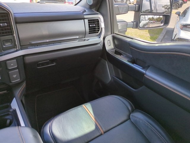 2024 Ford Super Duty F-250 Pickup Platinum