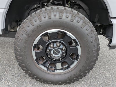 2025 Ford F-350SD Platinum