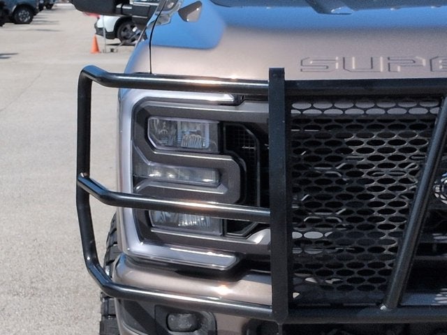 2023 Ford Super Duty F-350 SRW LARIAT