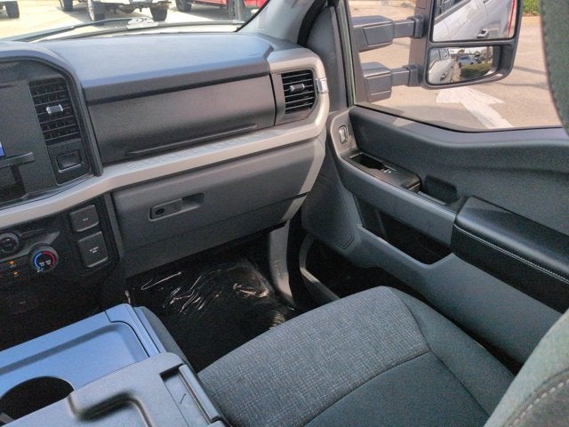 2024 Ford Super Duty F-350 SRW XLT