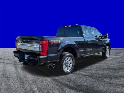 2022 Ford F-350SD Platinum