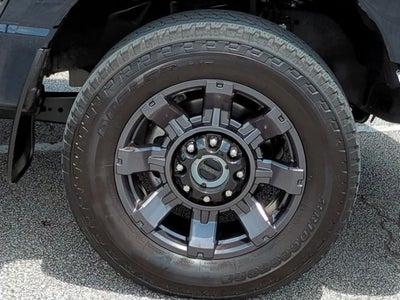 2024 Ford Super Duty F-350 SRW Pickup Lariat