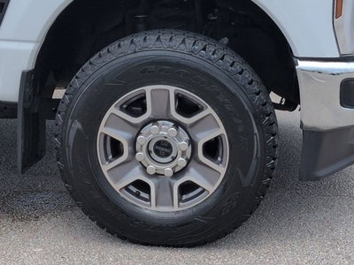 2024 Ford Super Duty F-350 SRW LARIAT