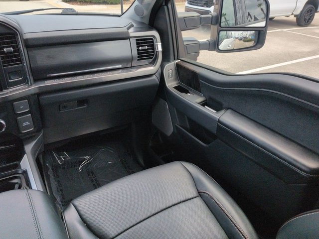 2024 Ford Super Duty F-350 SRW LARIAT
