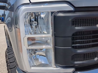 2024 Ford Super Duty F-350 SRW Pickup XL