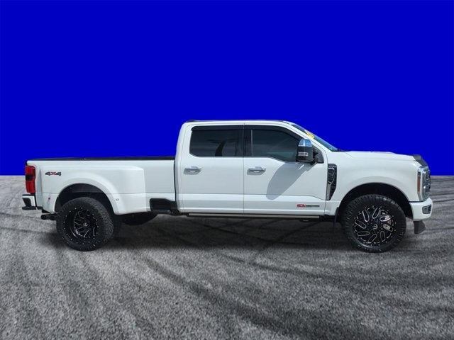 2025 Ford Super Duty F-350 DRW Pickup Platinum DRW