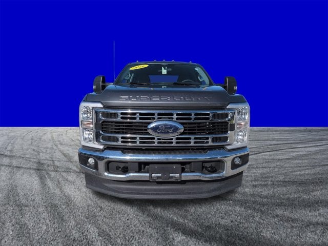 2026 Ford Super Duty F-350 DRW Pickup XLT DRW