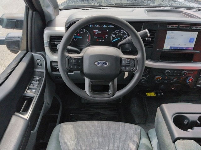 2024 Ford Super Duty F-450 DRW XLT