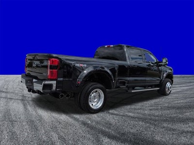 2026 Ford Super Duty F-450 DRW LARIAT