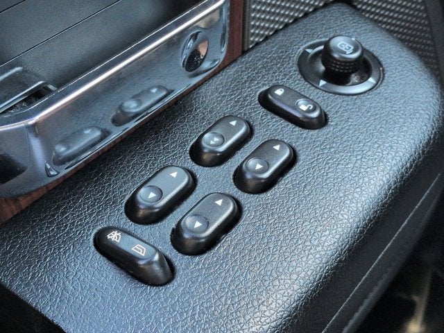 2005 Ford F-150 Lariat