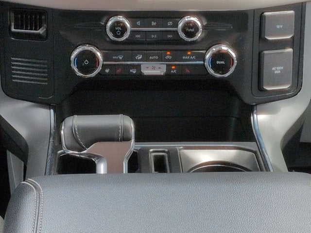 2022 Ford F-150 Lightning XLT