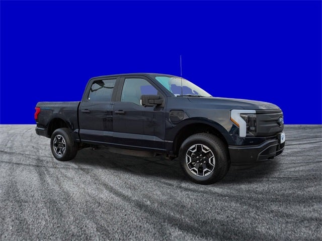 Used 2022 Ford F-150 Lightning Pro with VIN 1FTVW1EL7NWG09166 for sale in Ocala, FL