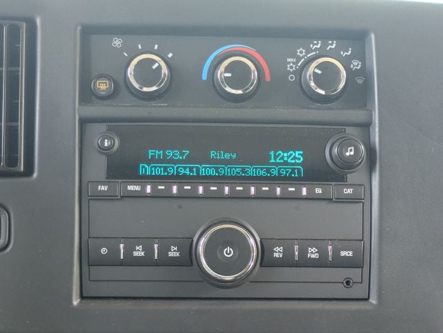 2024 Chevrolet Express 3500 LS Passenger