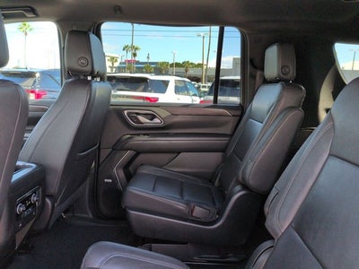 2023 Chevrolet Suburban LT
