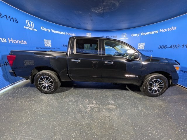 2021 Nissan Titan SV