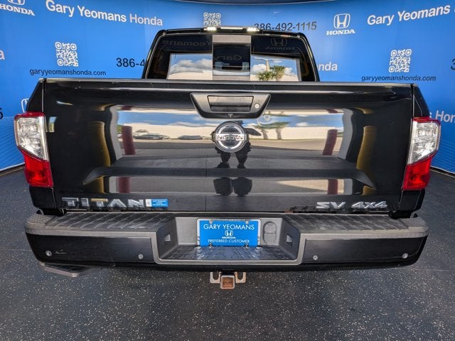 2021 Nissan Titan SV