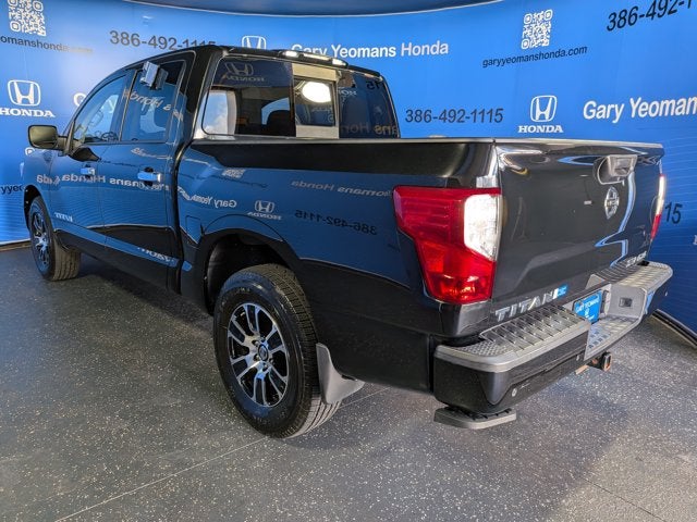 2021 Nissan Titan SV