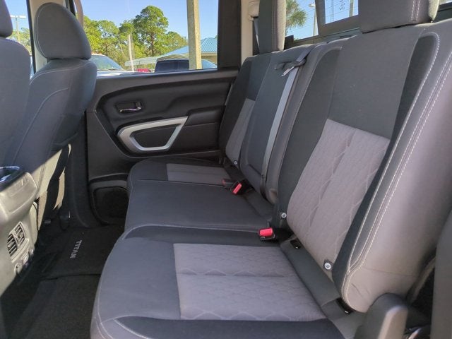 2024 Nissan Titan SV