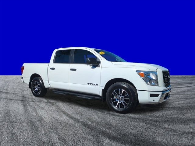2024 Nissan Titan SV
