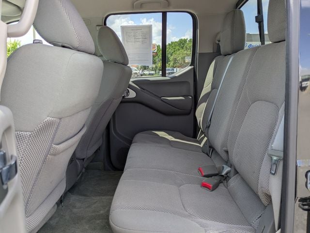 2016 Nissan Frontier SV
