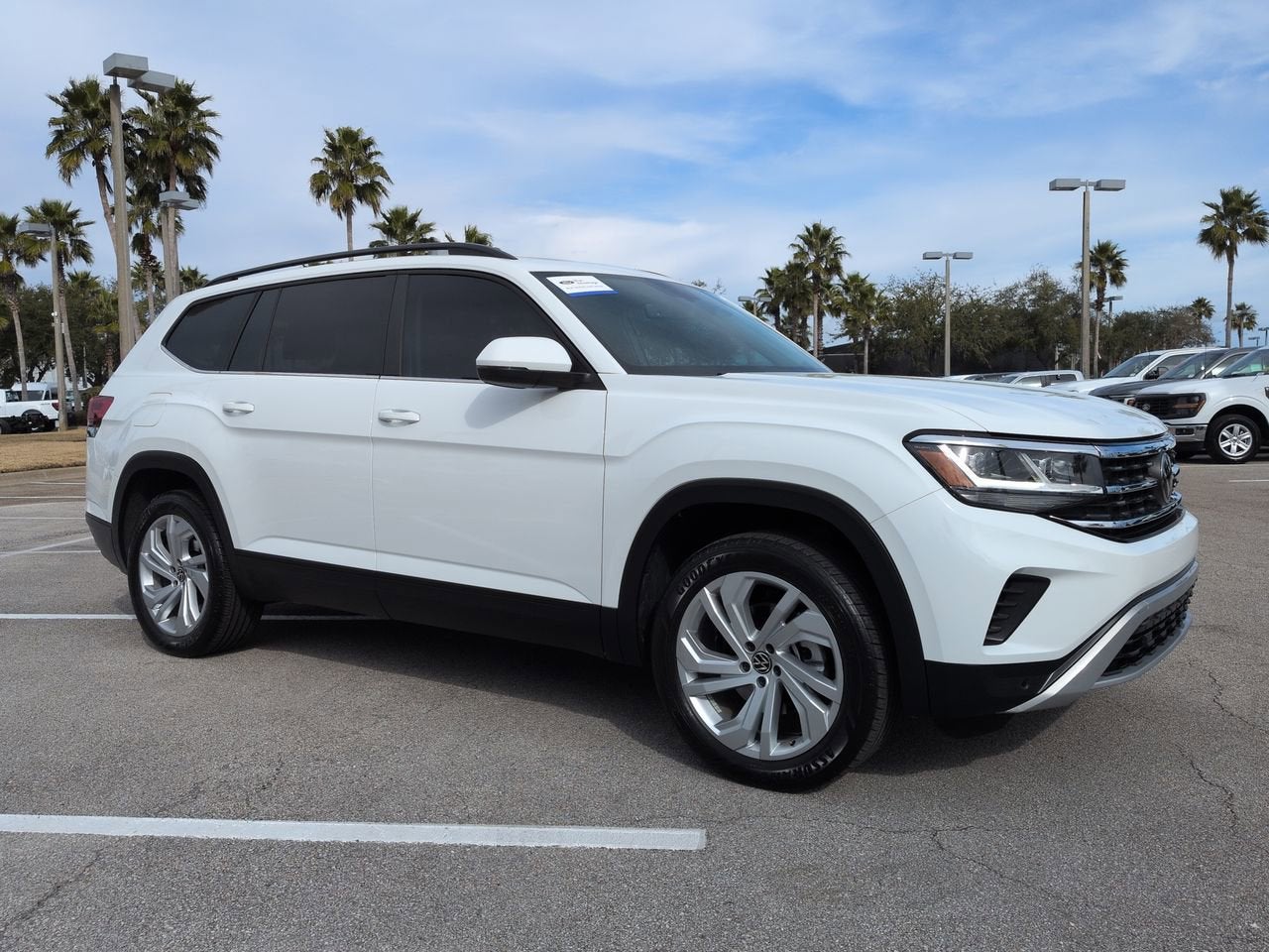 2023 Volkswagen Atlas 2.0T SE w/Technology
