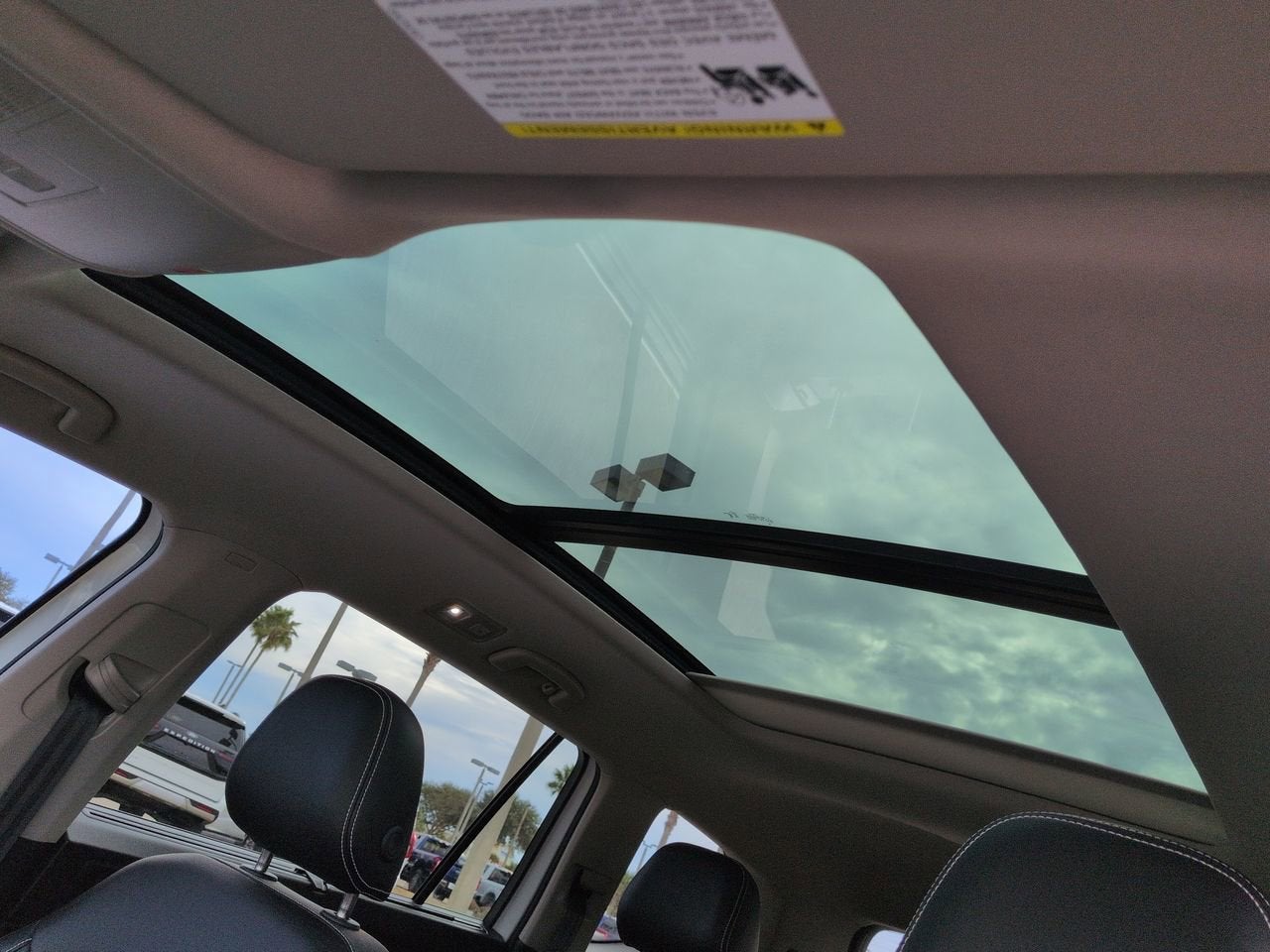 2023 Volkswagen Atlas 2.0T SE w/Technology