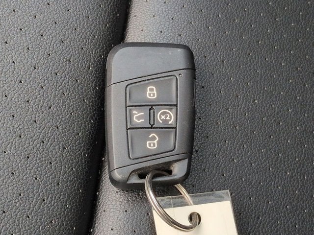 2023 Volkswagen Atlas 2.0T SE w/Technology