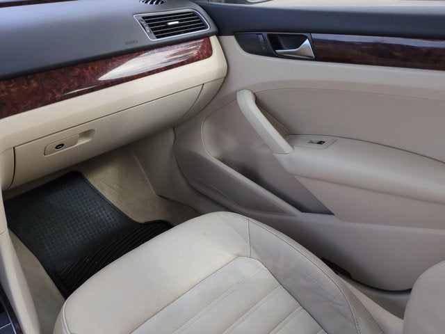 2013 Volkswagen Passat TDI SEL Premium