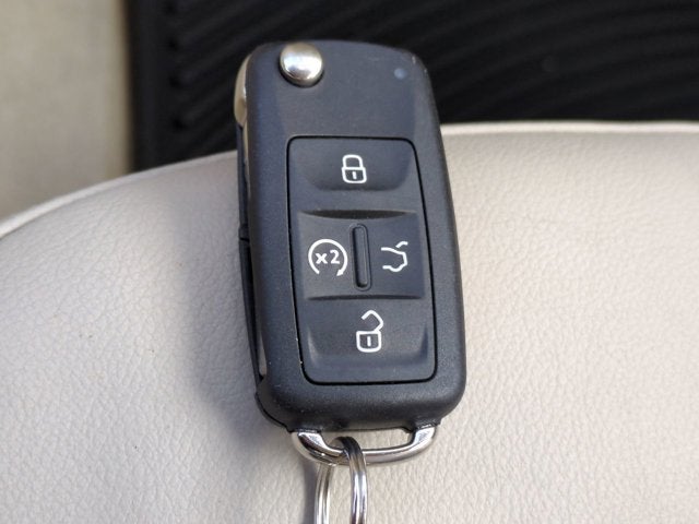 2013 Volkswagen Passat TDI SEL Premium