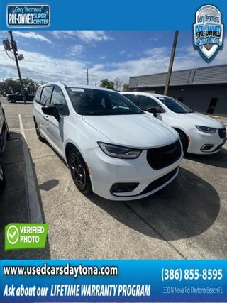 2024 Chrysler Pacifica Hybrid S Appearance Pkg