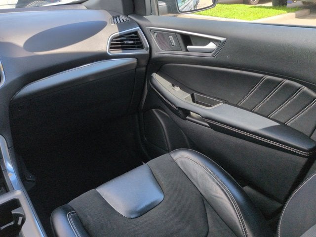 2022 Ford Edge ST